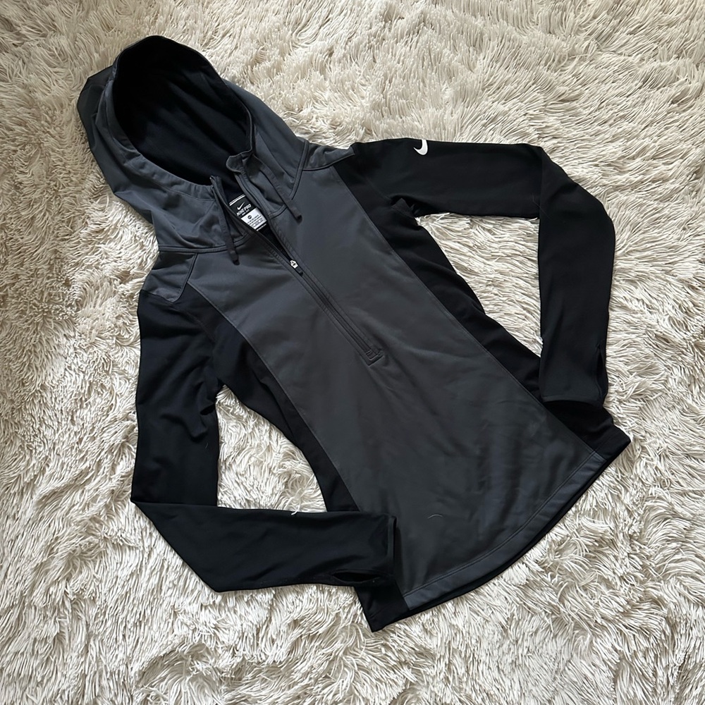 NIKE Two-Tone Black and Gray Hoodie